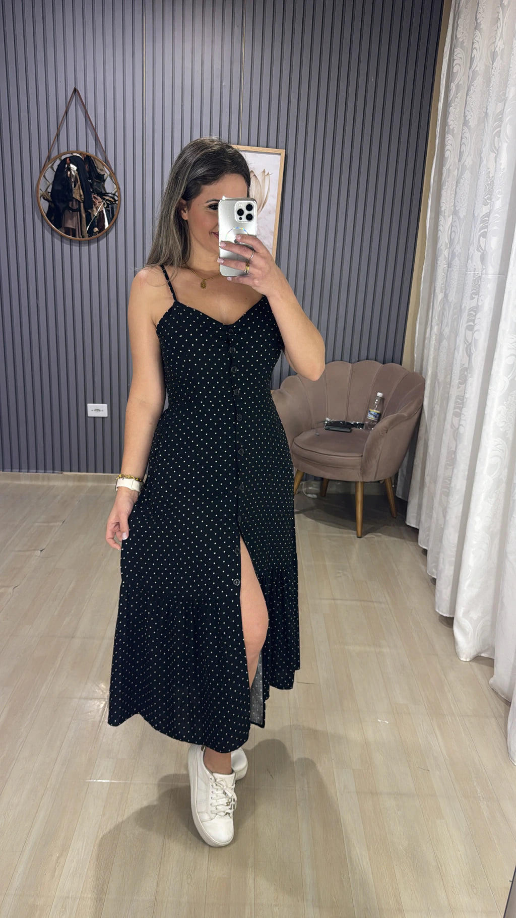 Vestido mídi poa viscolinho